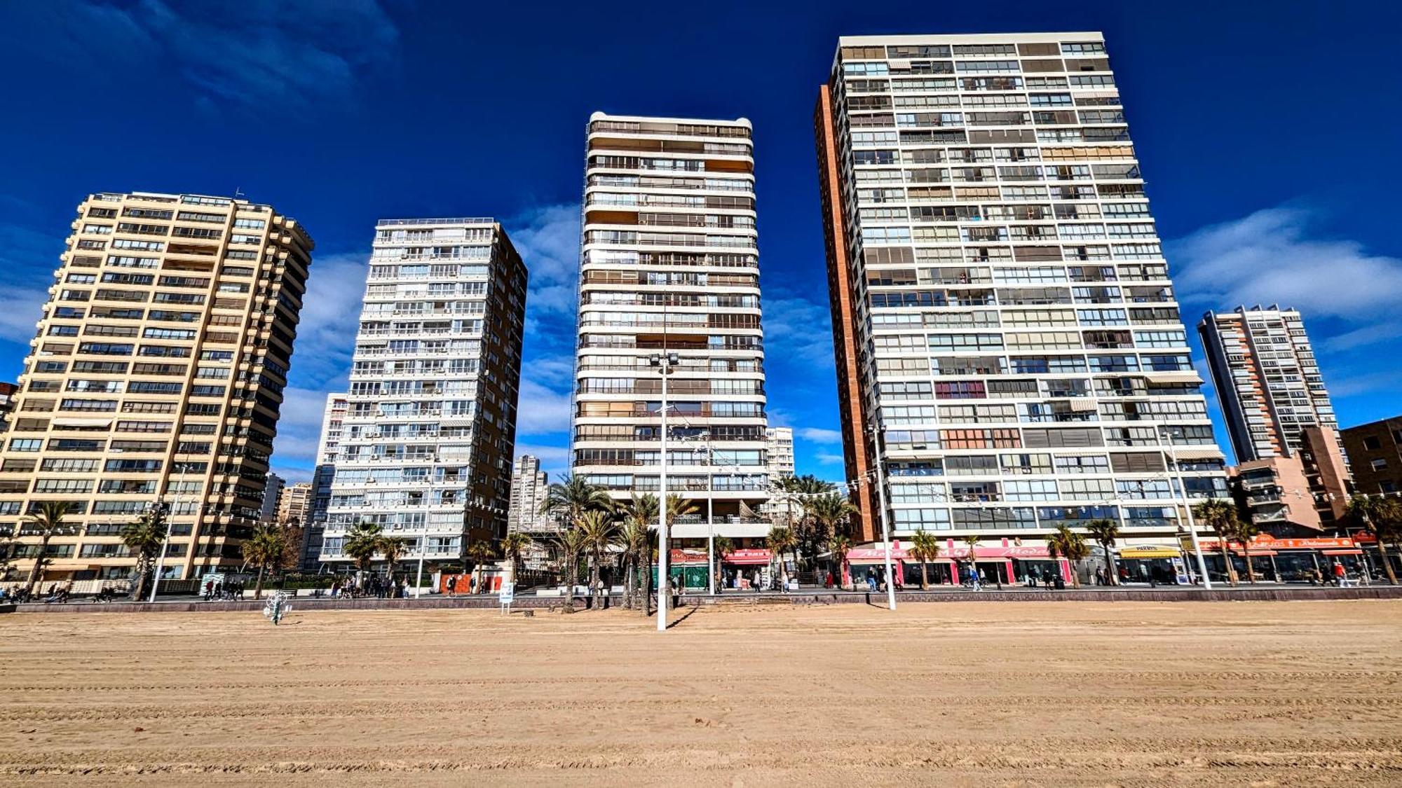 בנידורם Las Arenas Sea Front Apartments מראה חיצוני תמונה