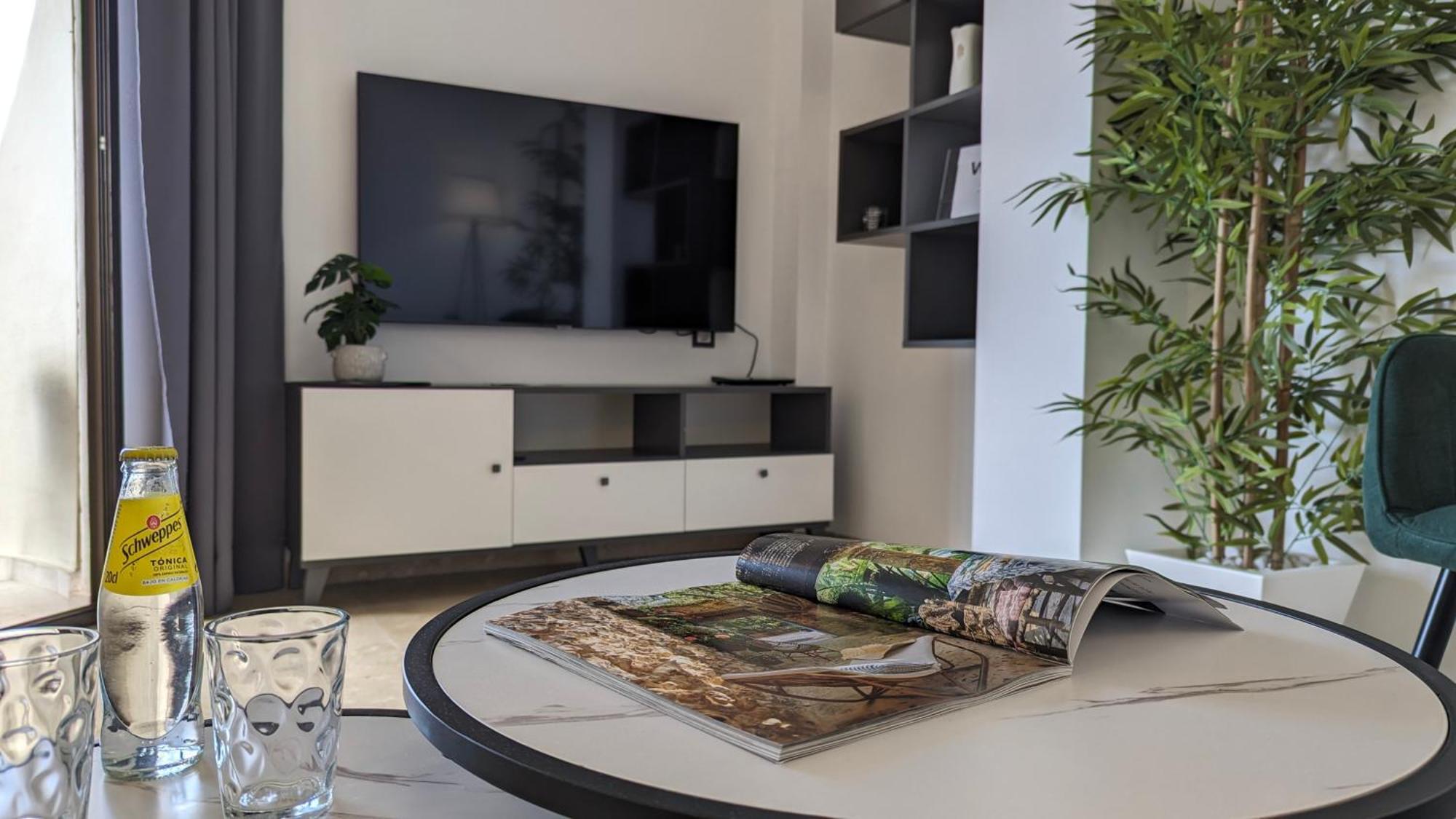 בנידורם Las Arenas Sea Front Apartments מראה חיצוני תמונה