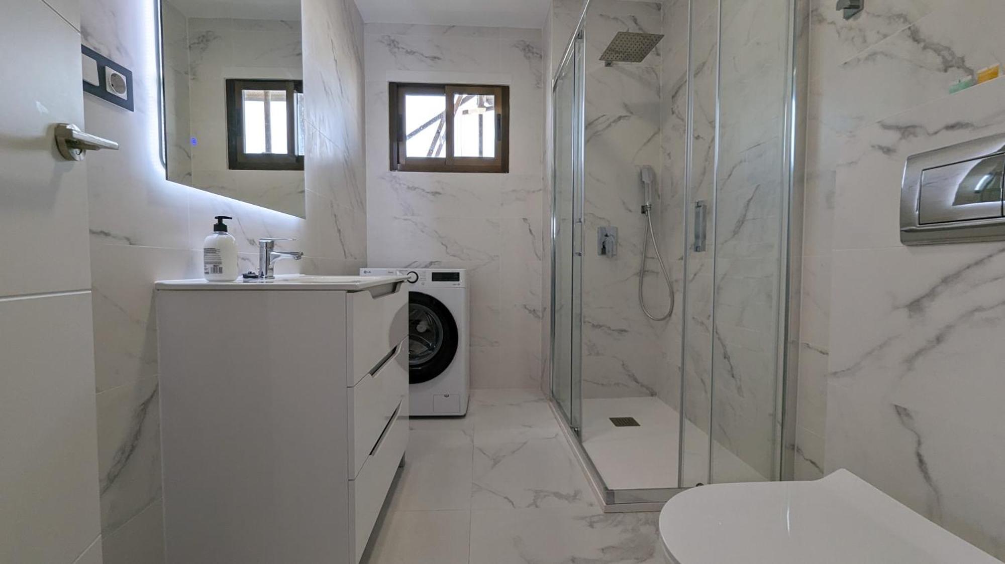 בנידורם Las Arenas Sea Front Apartments מראה חיצוני תמונה