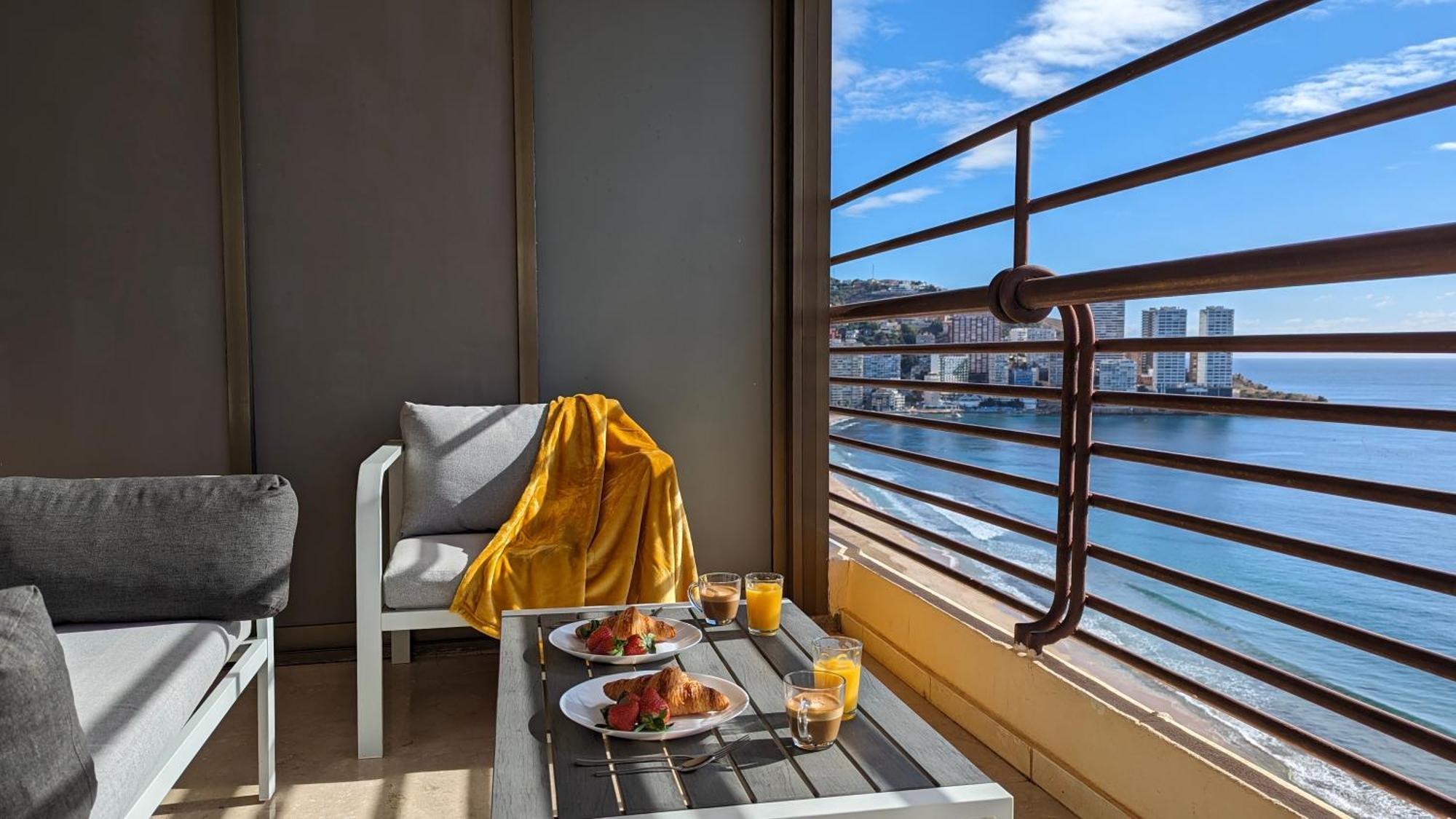 בנידורם Las Arenas Sea Front Apartments מראה חיצוני תמונה