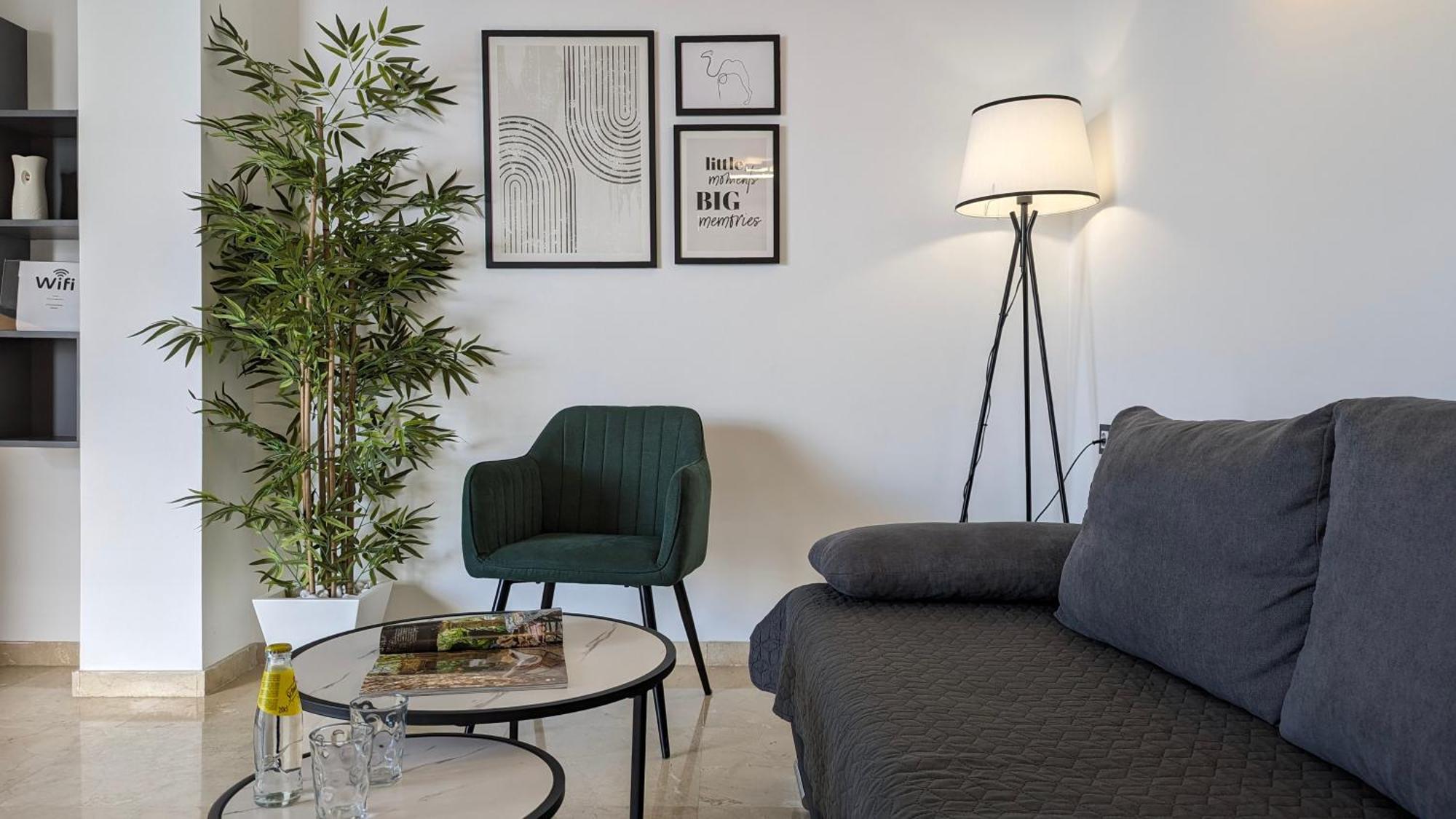 בנידורם Las Arenas Sea Front Apartments מראה חיצוני תמונה