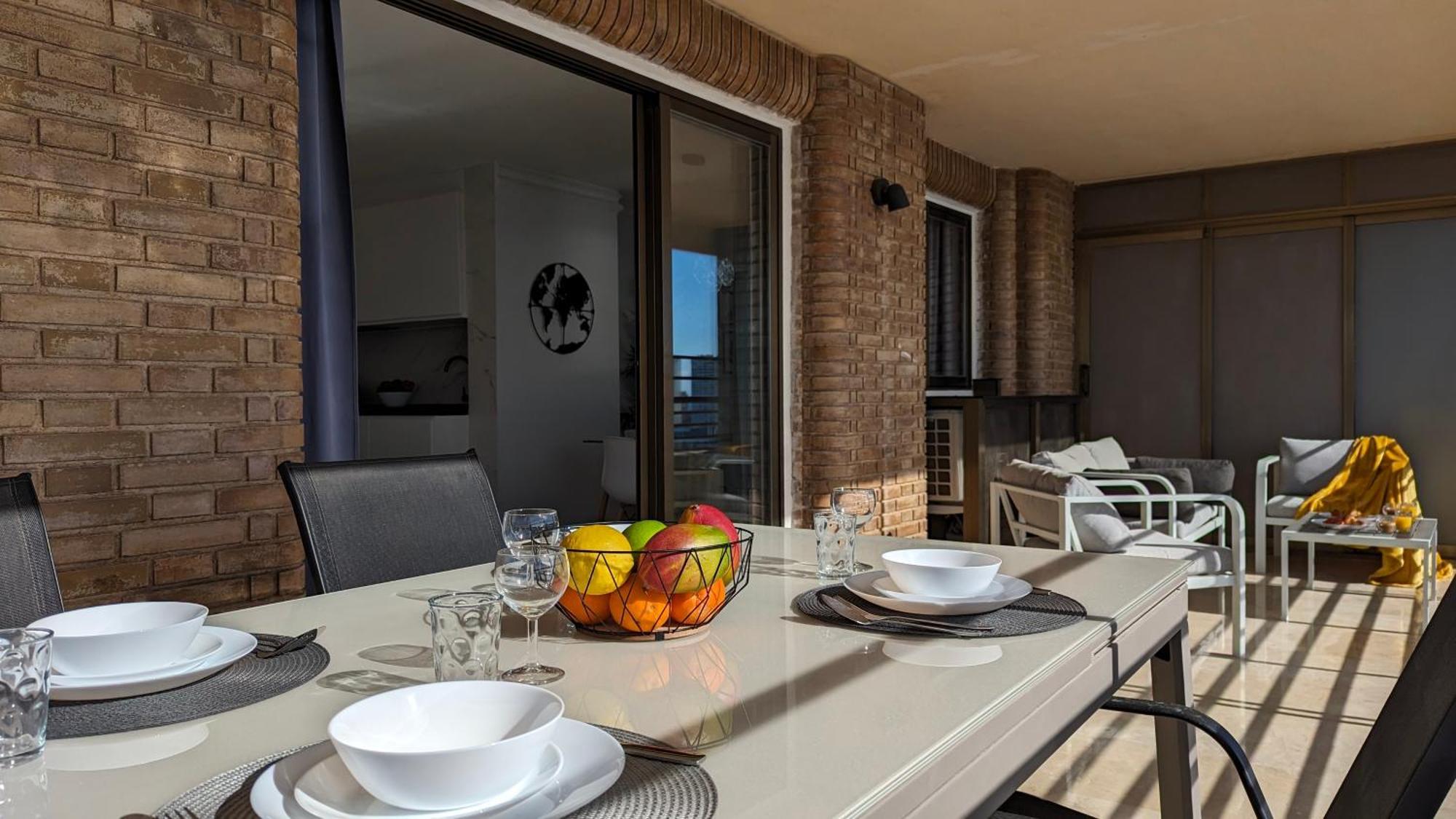 בנידורם Las Arenas Sea Front Apartments מראה חיצוני תמונה