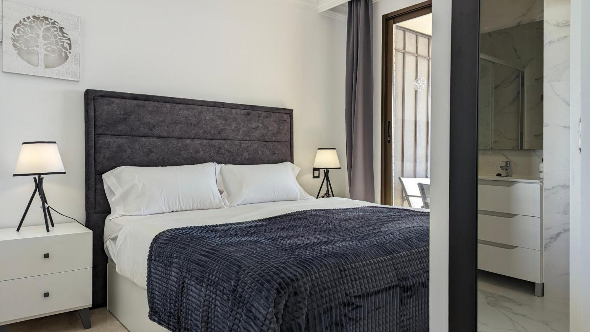 בנידורם Las Arenas Sea Front Apartments מראה חיצוני תמונה